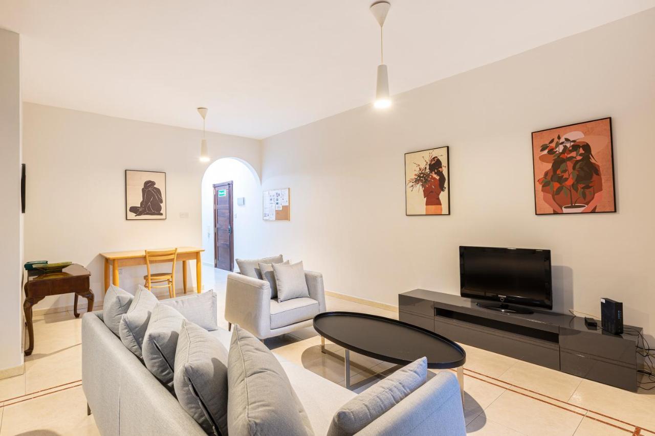 Sliema Central Apartment Just Minutes From The Beach By Jl Exterior photo