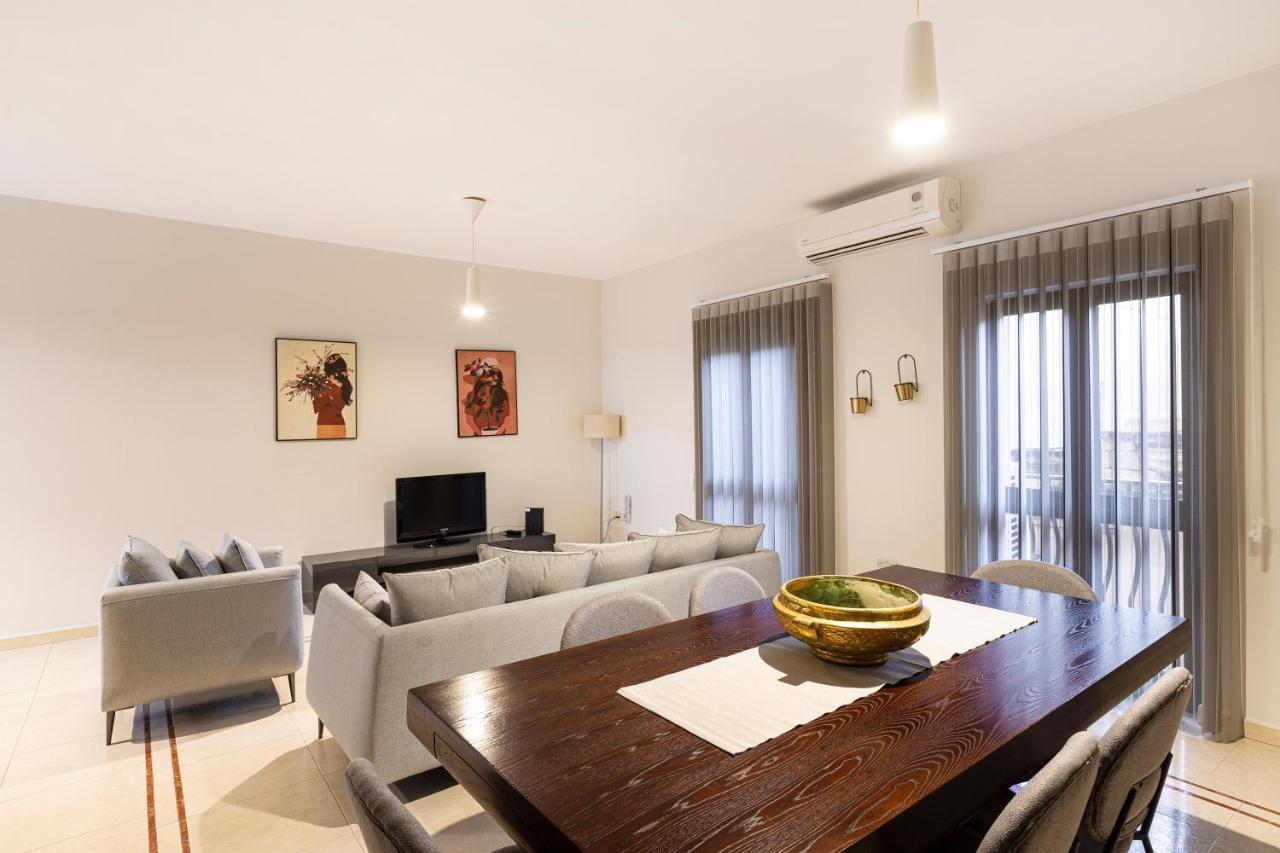 Sliema Central Apartment Just Minutes From The Beach By Jl Exterior photo