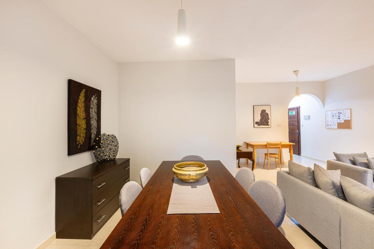 Sliema Central Apartment Just Minutes From The Beach By Jl Exterior photo