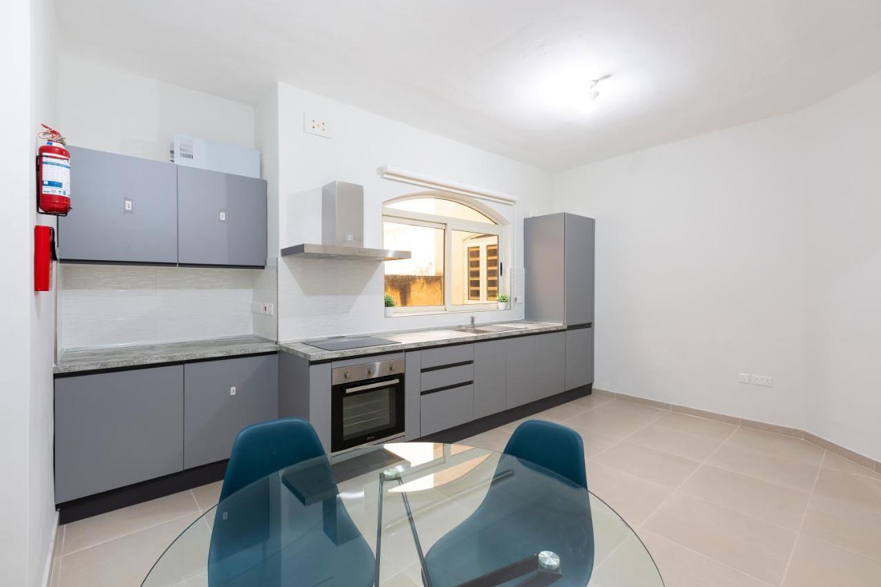 Sliema Central Apartment Just Minutes From The Beach By Jl Exterior photo